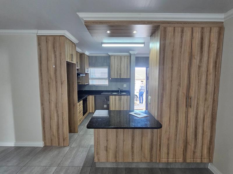 2 Bedroom Property for Sale in Paradise Coast Western Cape